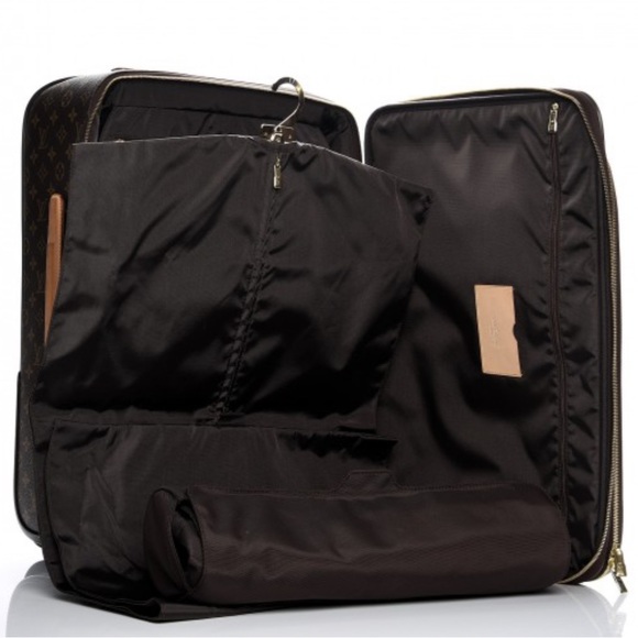 Louie Luggage - Picture 11 of 13